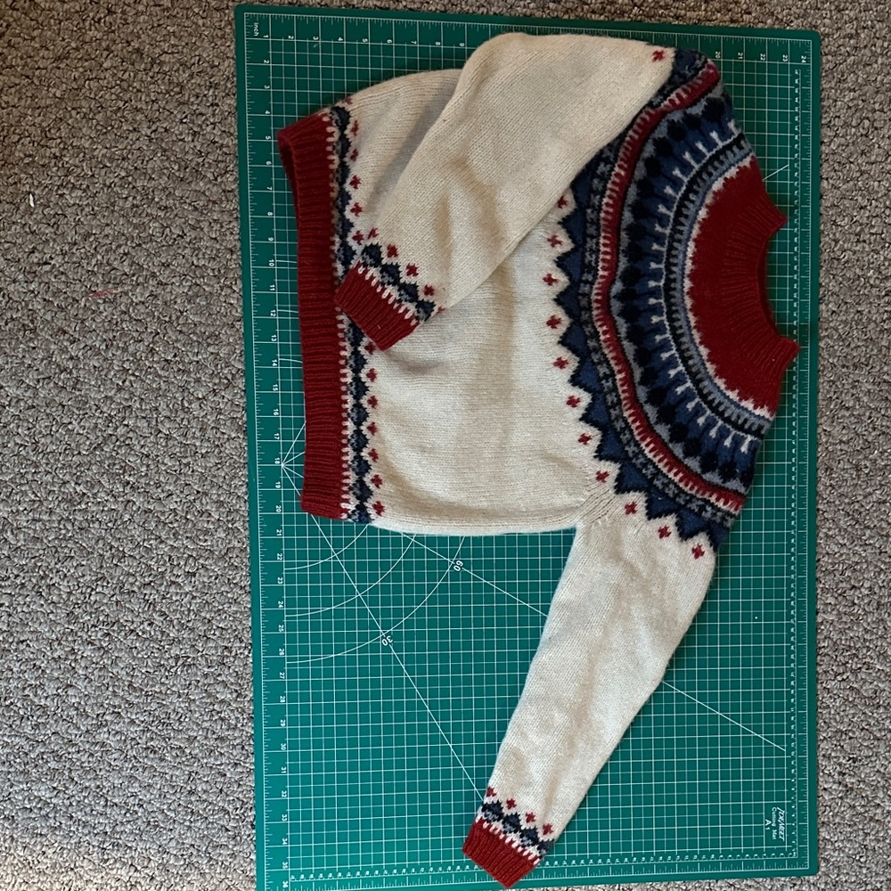 Eddie Bauer Cream Fair Isle Crewneck Sweater with Red and Navy